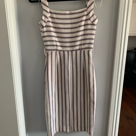 ZARA Fitted Dress - Picture 4 of 8